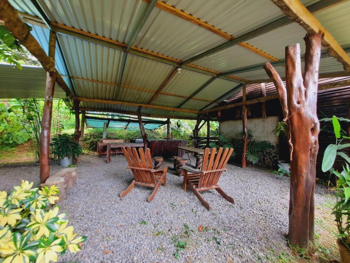Cabanas Montanas Del Tenorio Rio Celeste Exterior photo