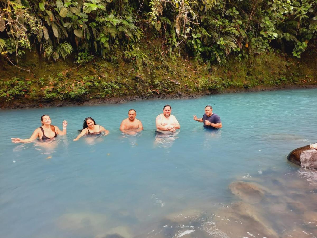 Cabanas Montanas Del Tenorio Rio Celeste Exterior photo
